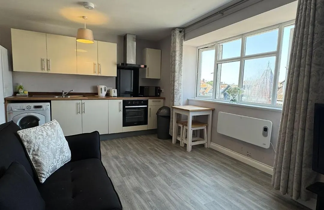Princes Court, Sea Road-1